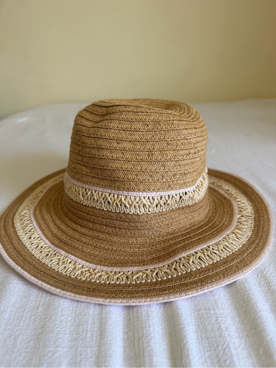 no brand Accessories - Women's Tan Straw Sun Hat with Cream Trim and Subtle Pink Edge